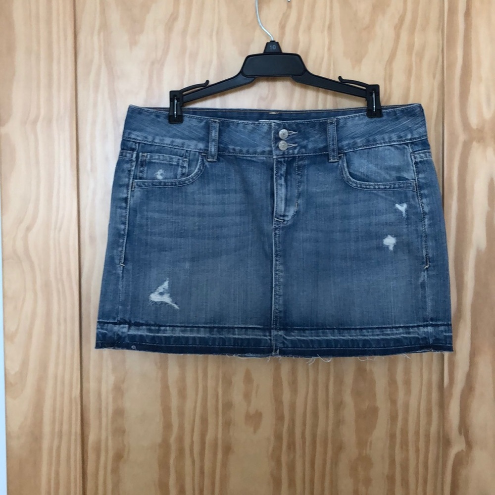 Old Navy denim mini skirt, size 8